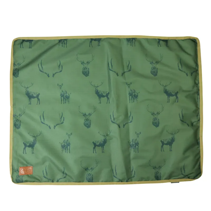 Benji and Flo Divine Deer Dog Bed - Moss/Merlot/Fawn